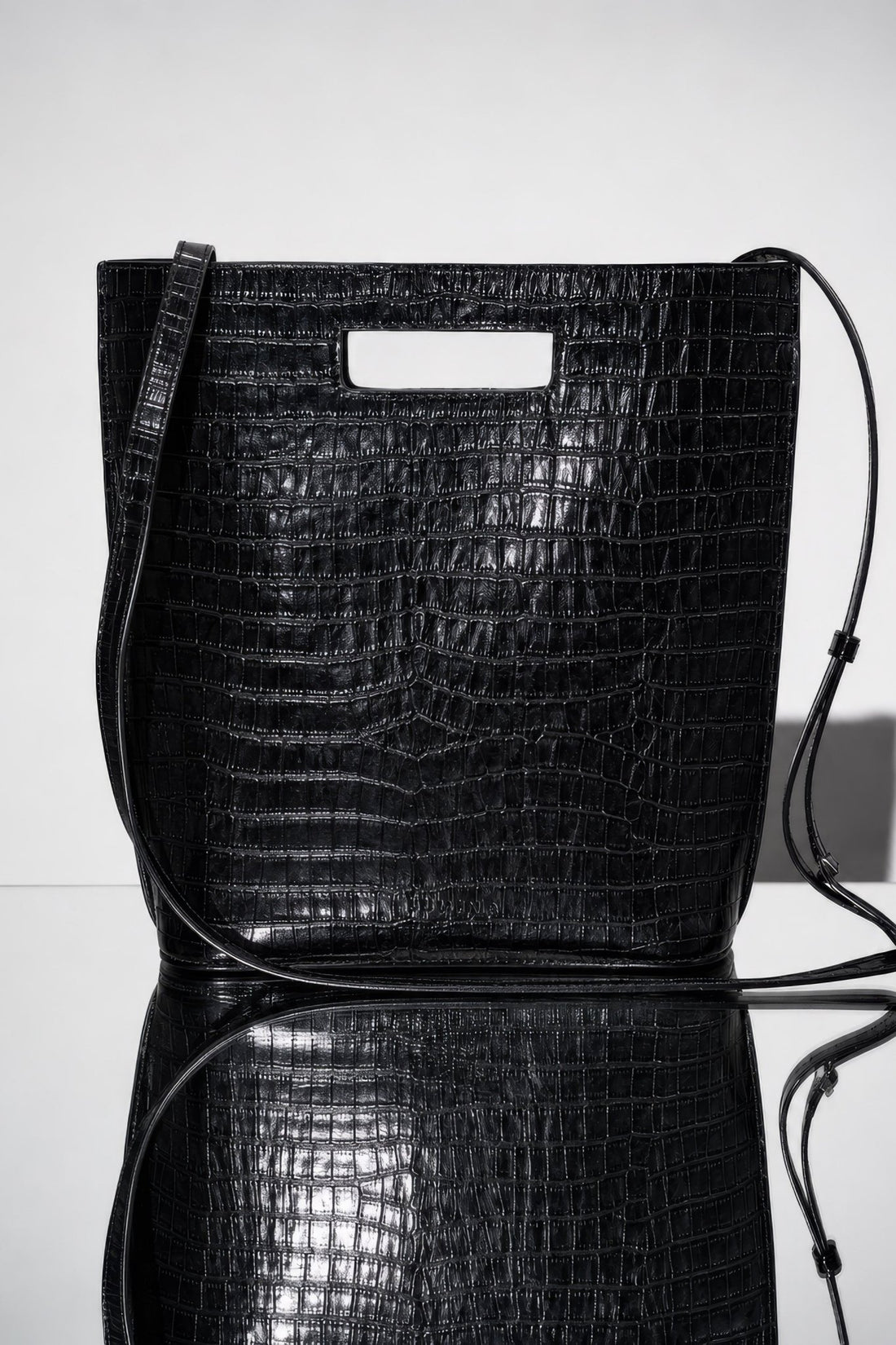 Saco shopper em pele de vitela LUMINA - lavishiochicMalalumina