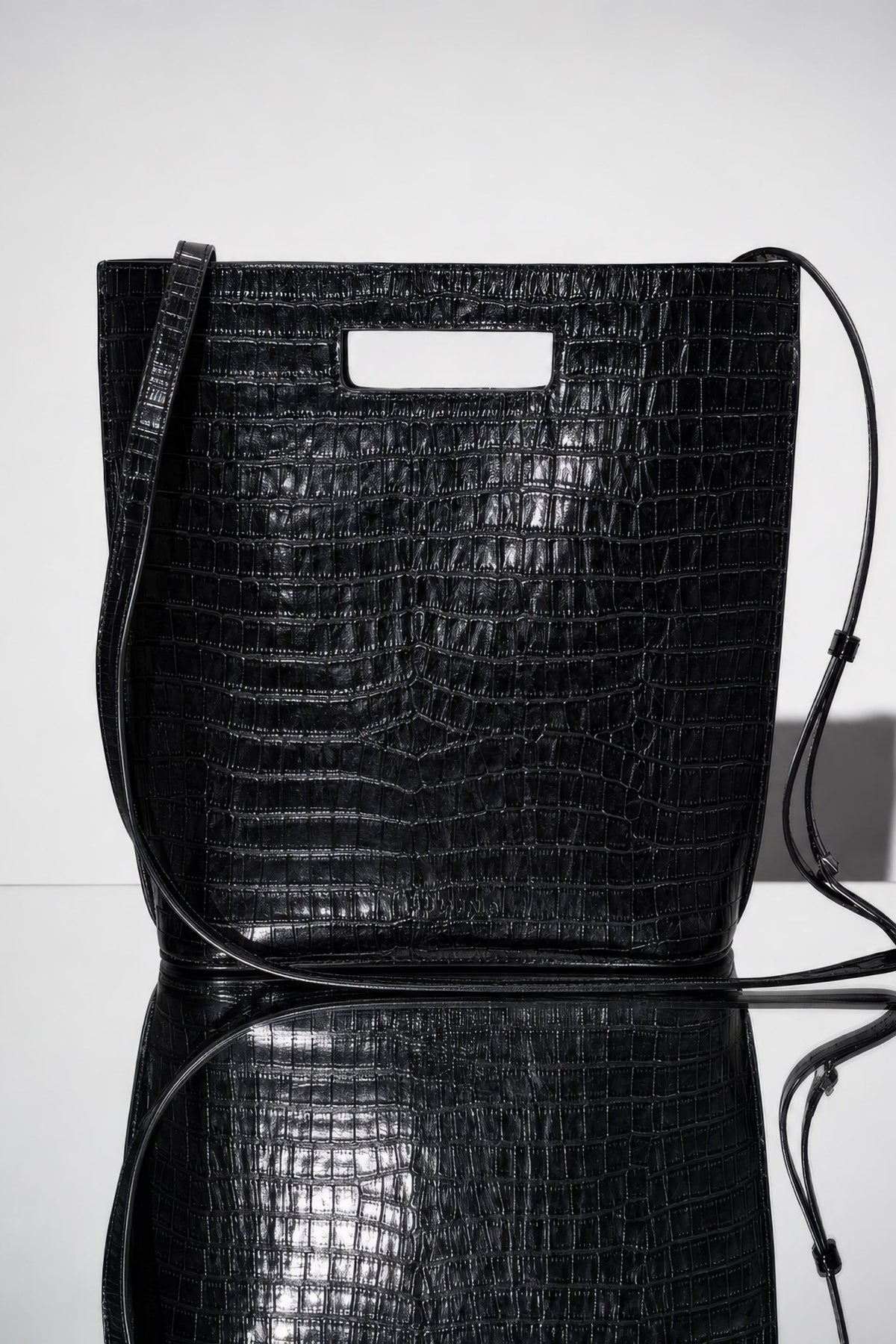 Saco shopper em pele de vitela LUMINA - lavishiochicMalalumina