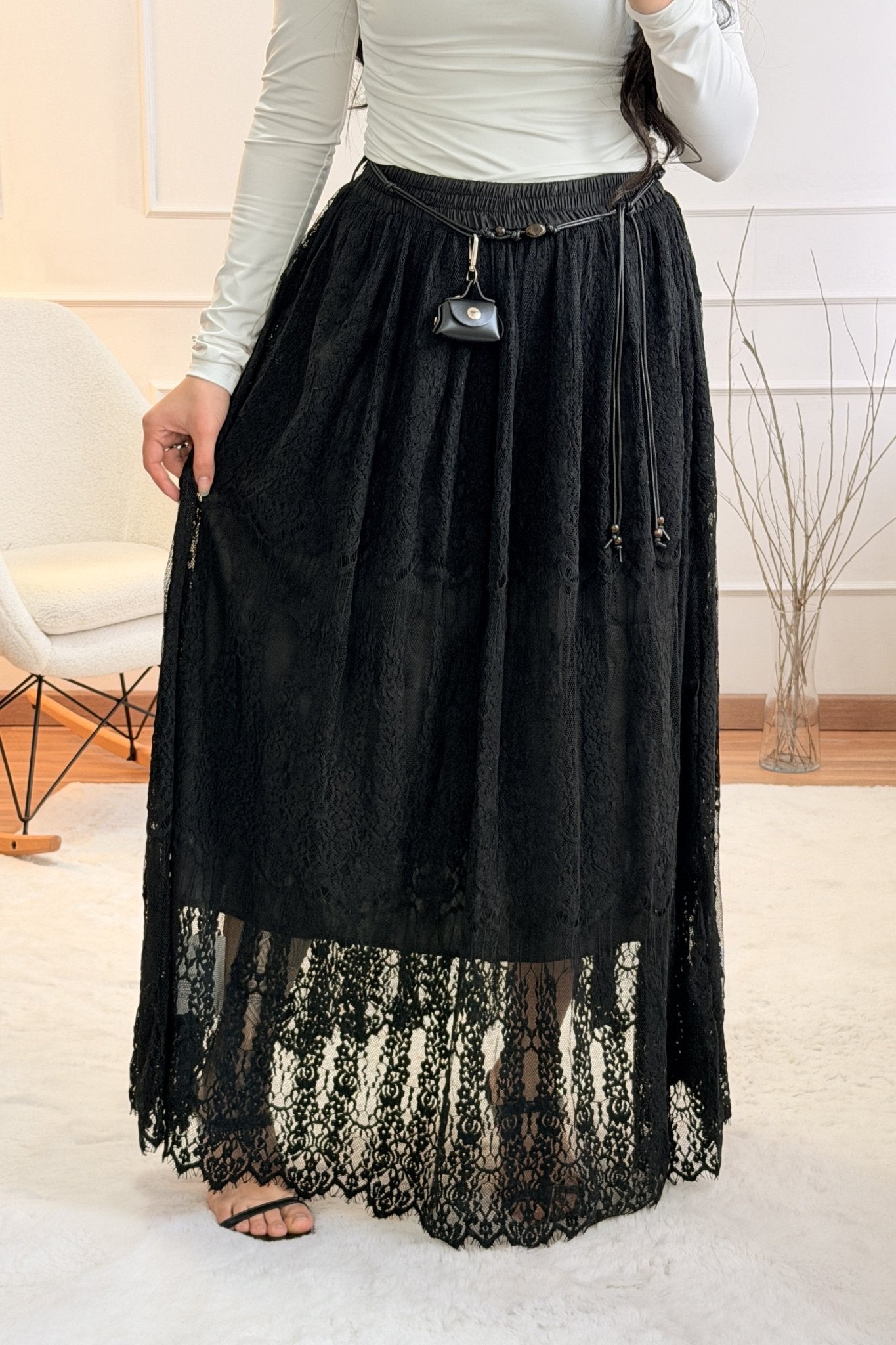Saia em Renda com Cinto - lavishiochicsaialavishiochic