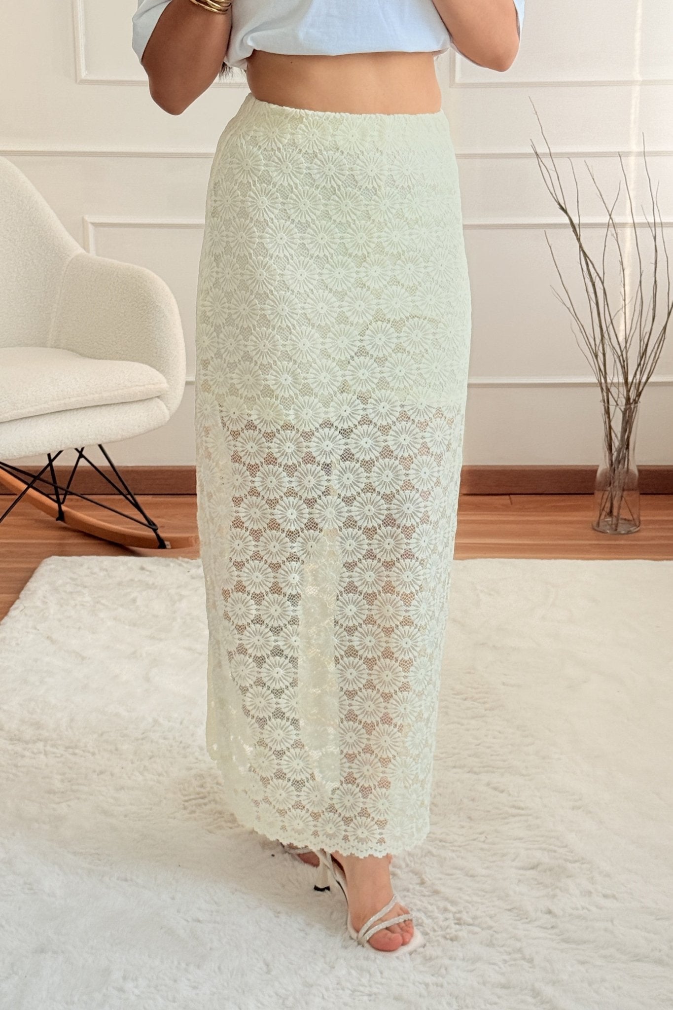 Saia em renda ELLI WHITE - lavishiochicsaiaELLI WHITE