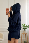 Sweat com capuz e lettering frontal LUMINA - lavishiochicsweatlumina