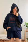 Sweat com capuz e lettering frontal LUMINA - lavishiochicsweatlumina