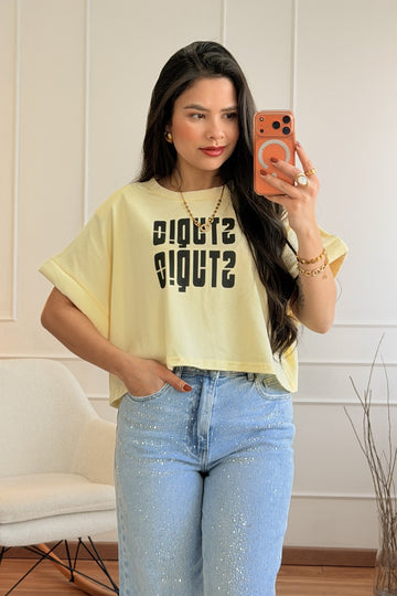 t-shirt crop com lettering - lavishiochict-shirtlavishiochic