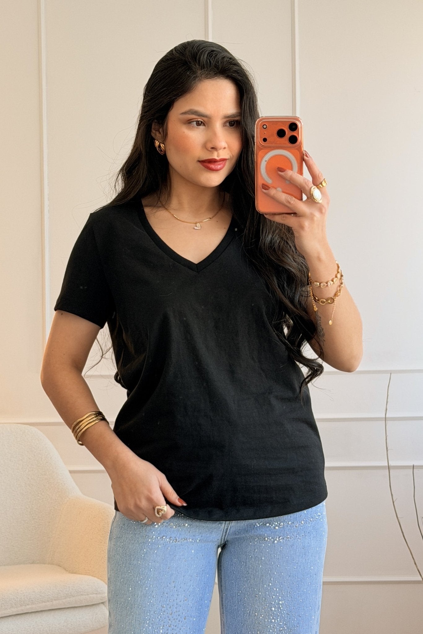 T-shirt decote em V LUMINA - lavishiochict-shirtlumina