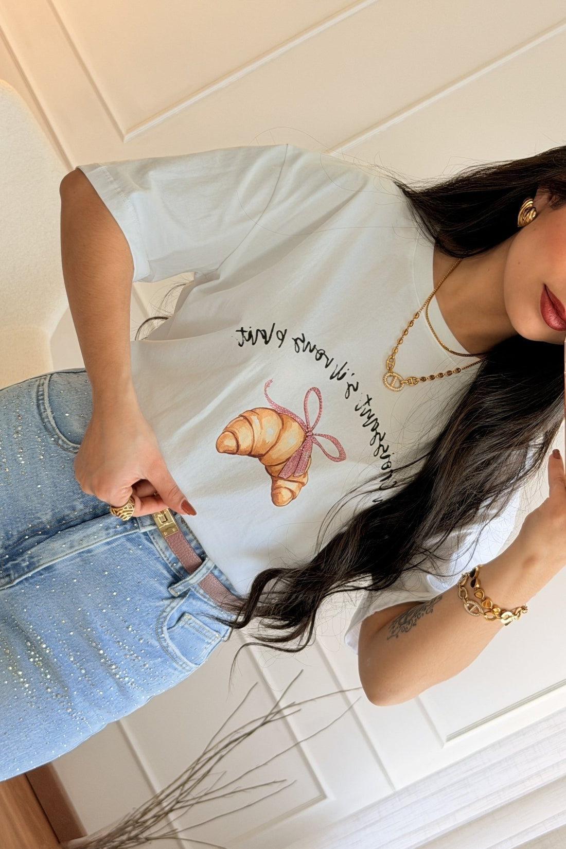 T-shirt estampa de croissant LUMINA - lavishiochict-shirtlumina