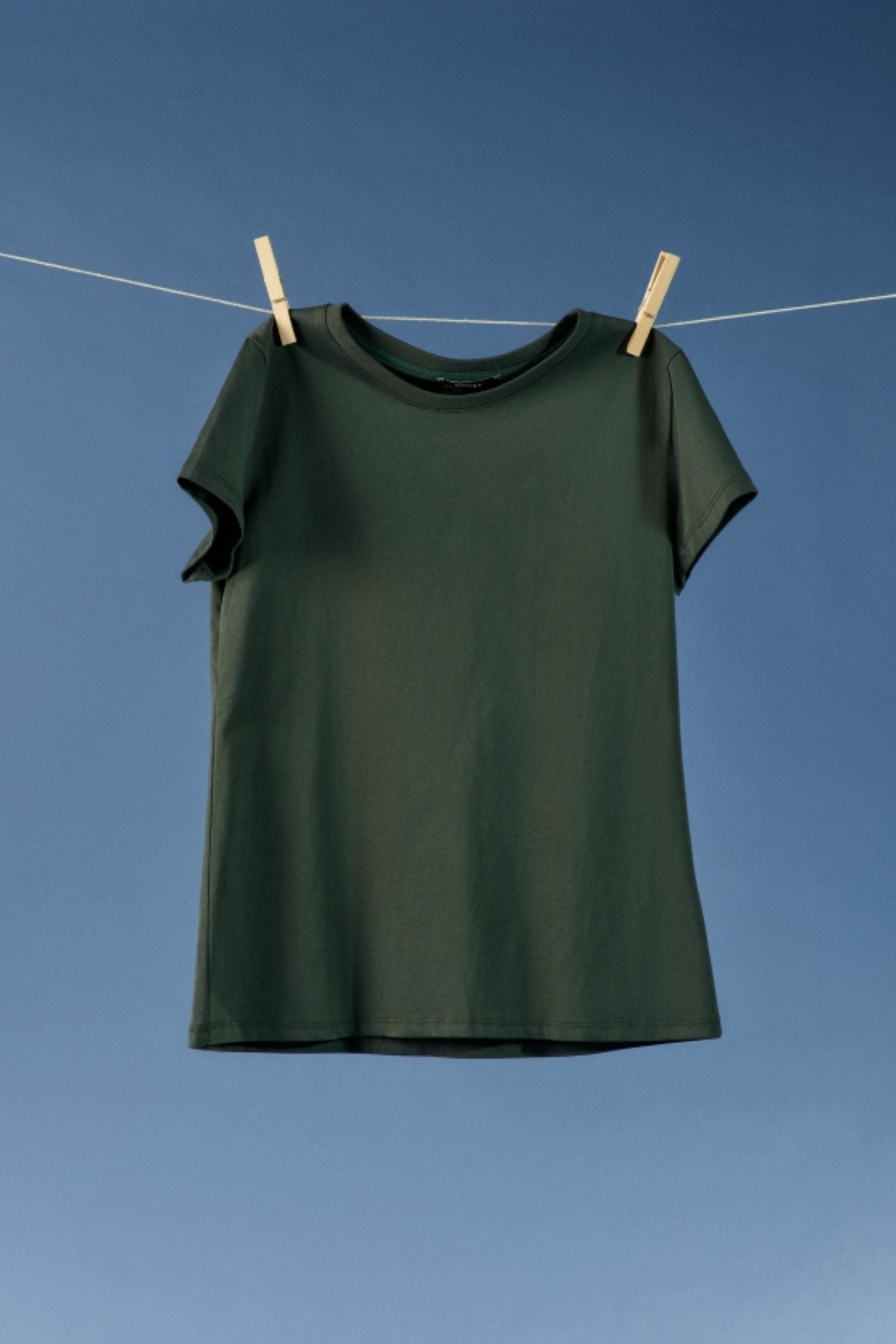 T-shirt justo LUMINA - lavishiochict-shirtlumina