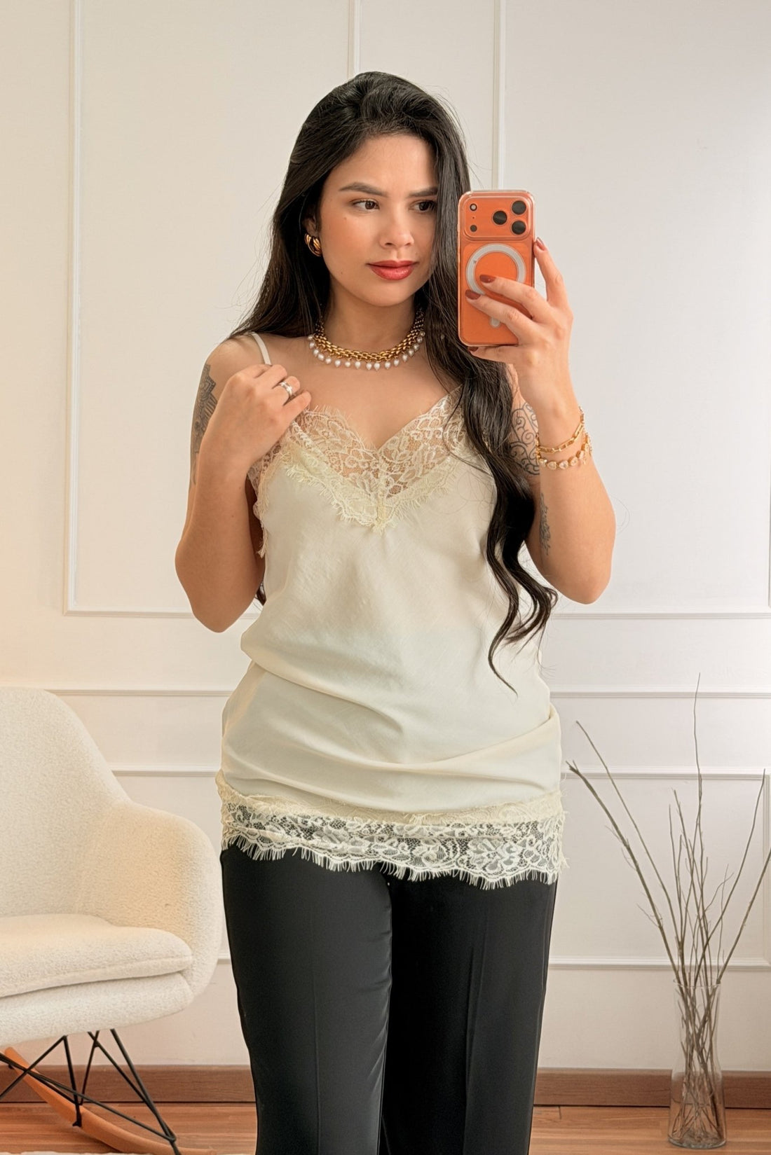 Top com renda LUMINA - lavishiochicTOPlumina