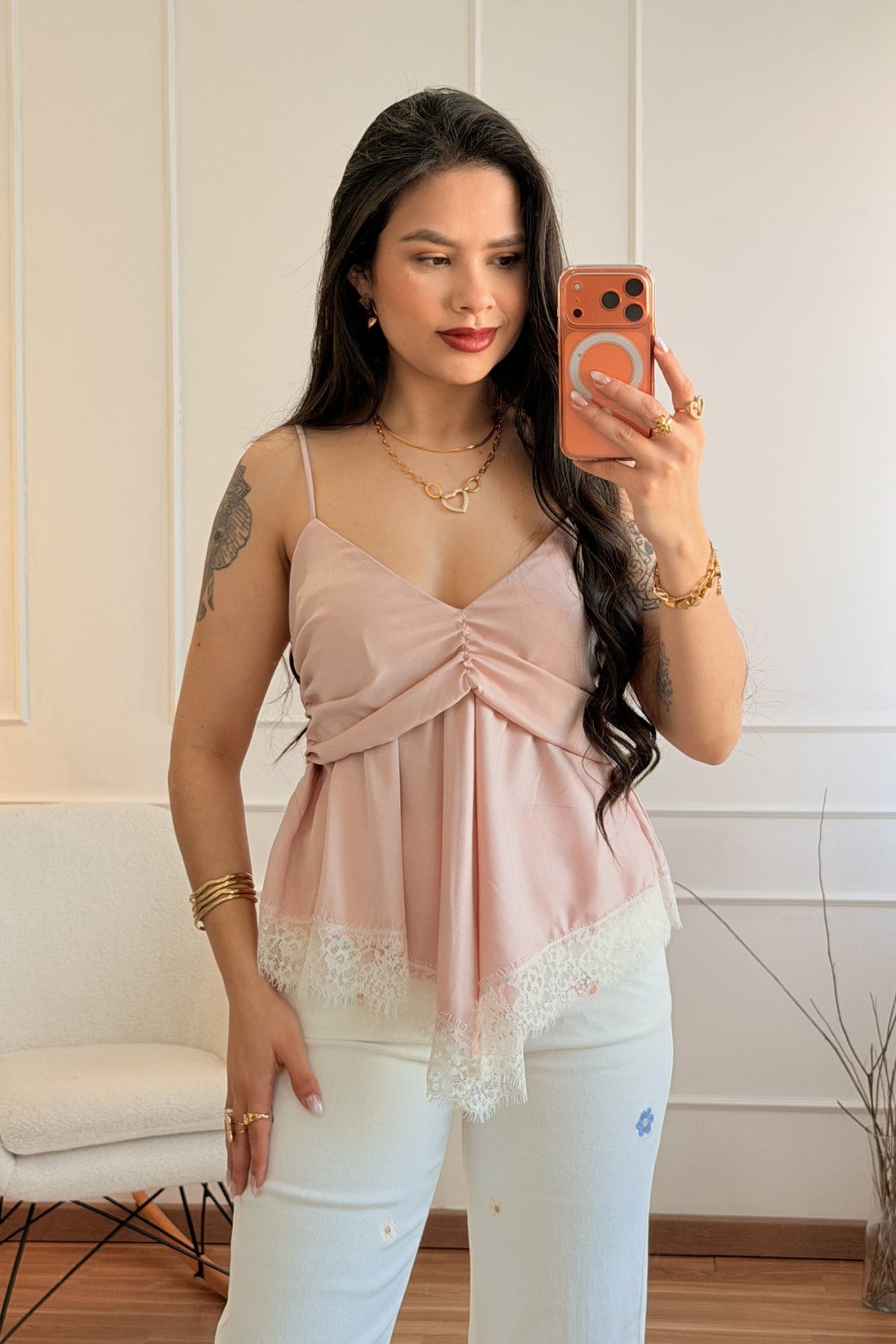 Top com renda LUMINA - lavishiochicTOPlumina