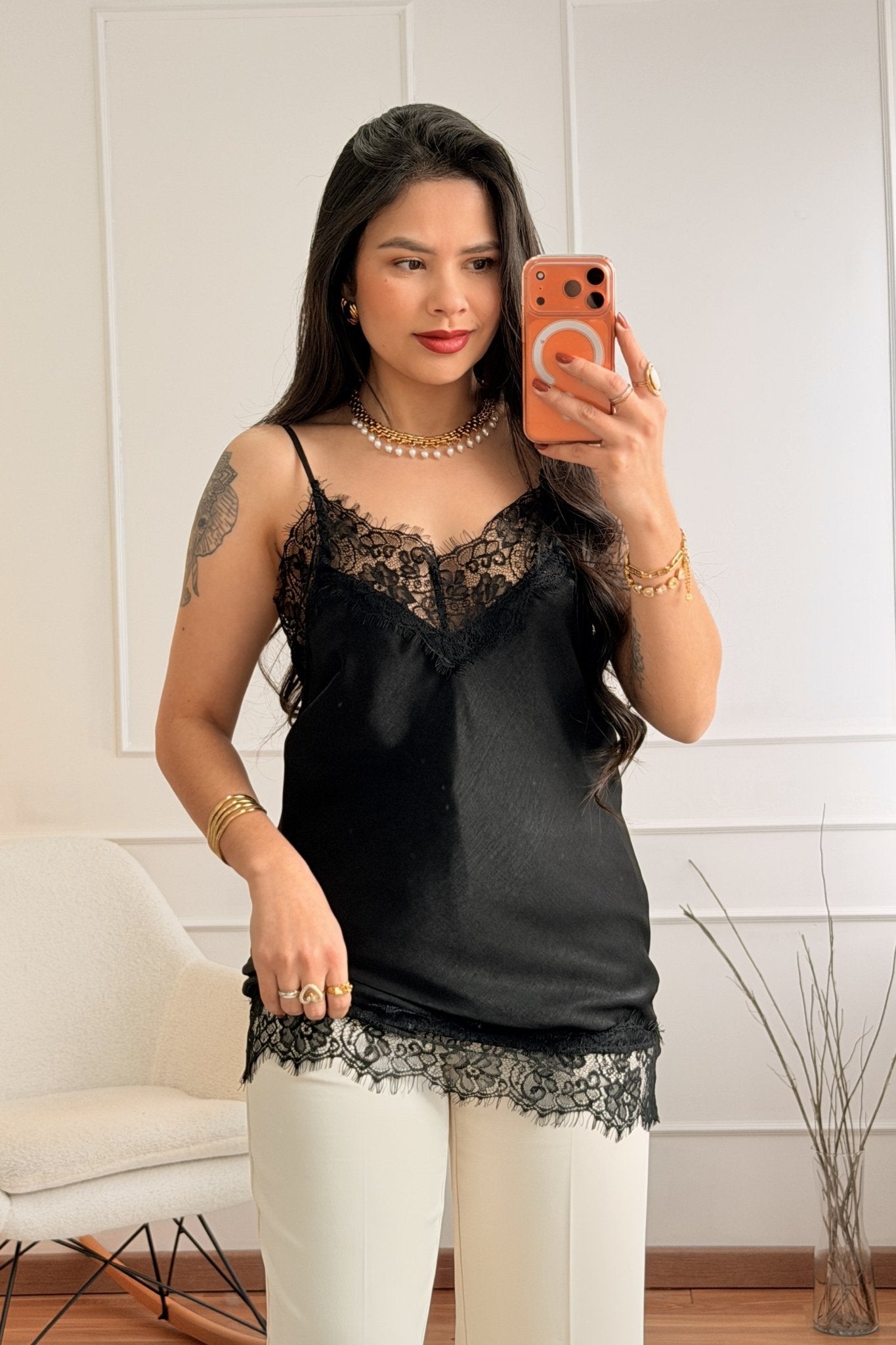 Top com renda LUMINA - lavishiochicTOPlumina