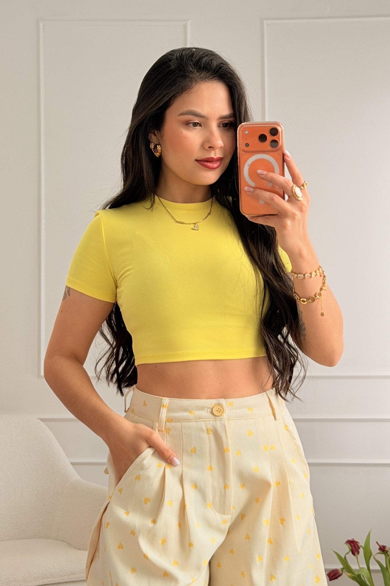 Top cropped LUMINA - lavishiochict-shirtlumina