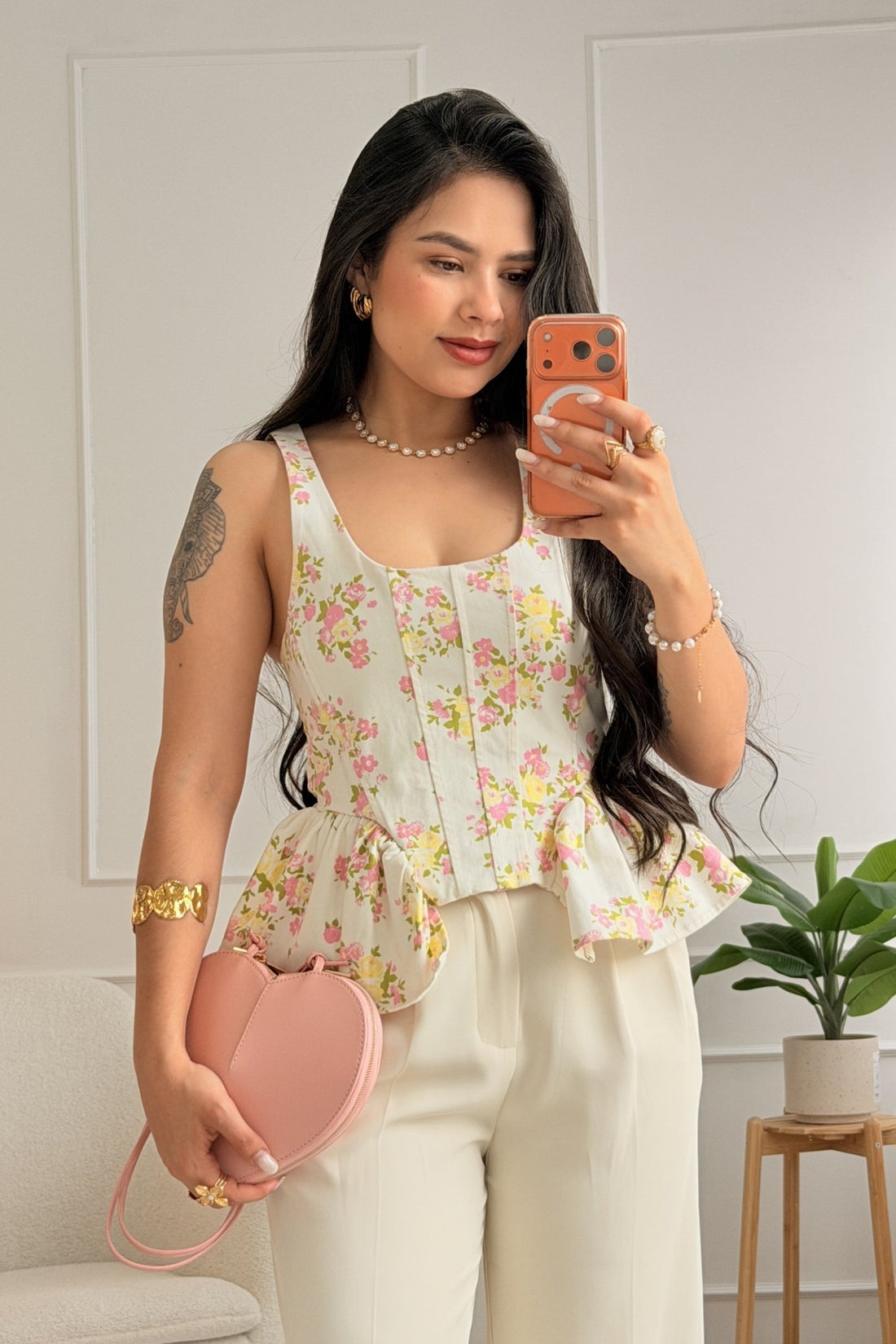 Top Floral com Babado LUMINA - lavishiochicTOPlumina