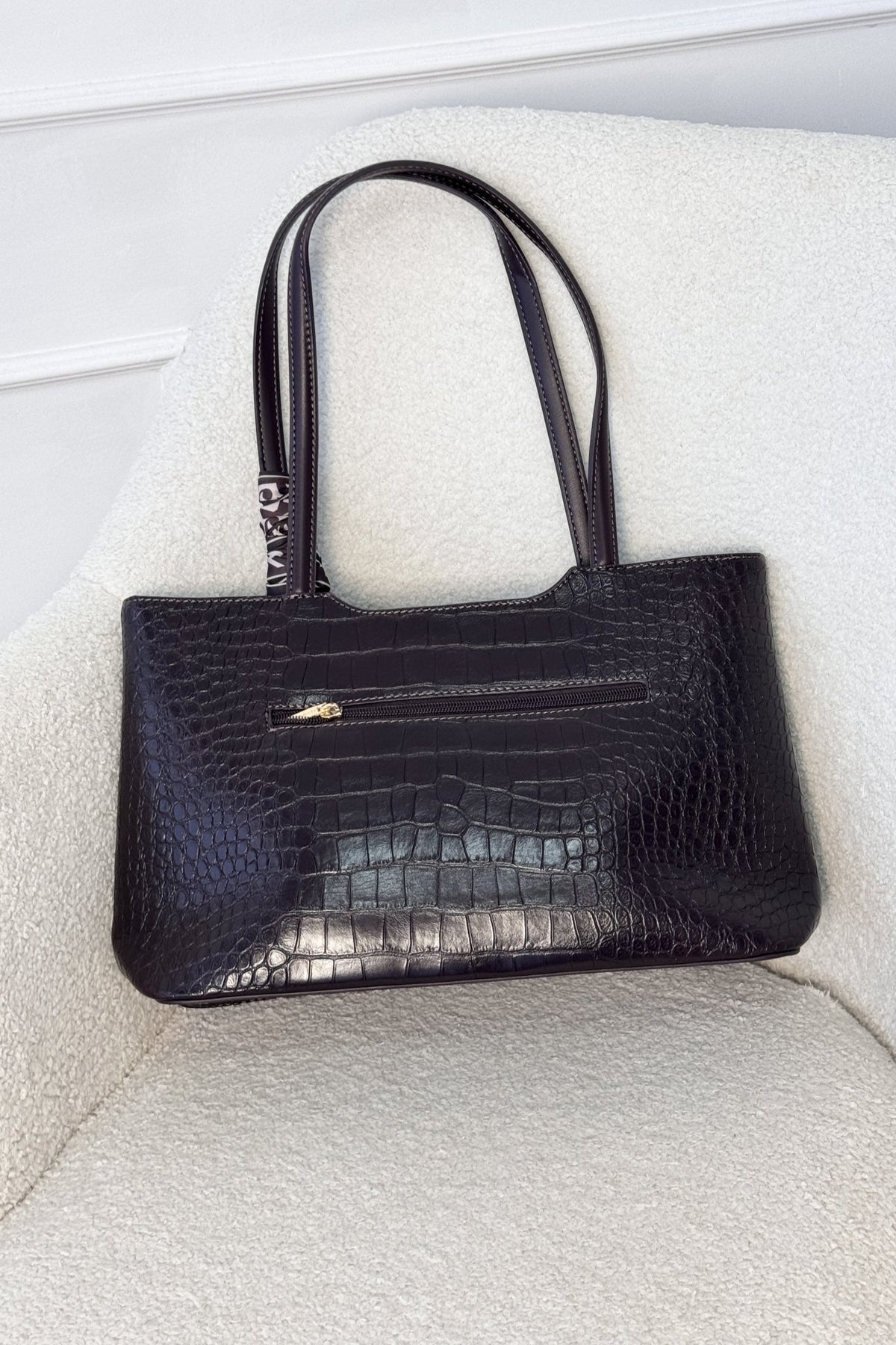 Tote com textura de crocodilo e lenço decorativo - lavishiochicMalalavishiochic