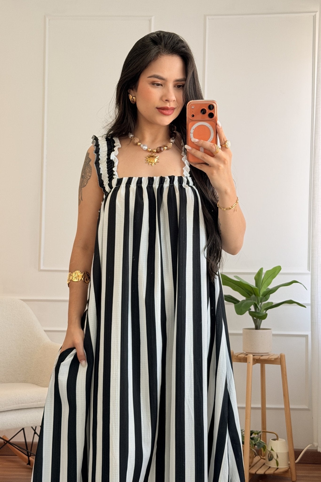 Vestido alça babado listrado com costas em laço - lavishiochicvestidolavishiochic