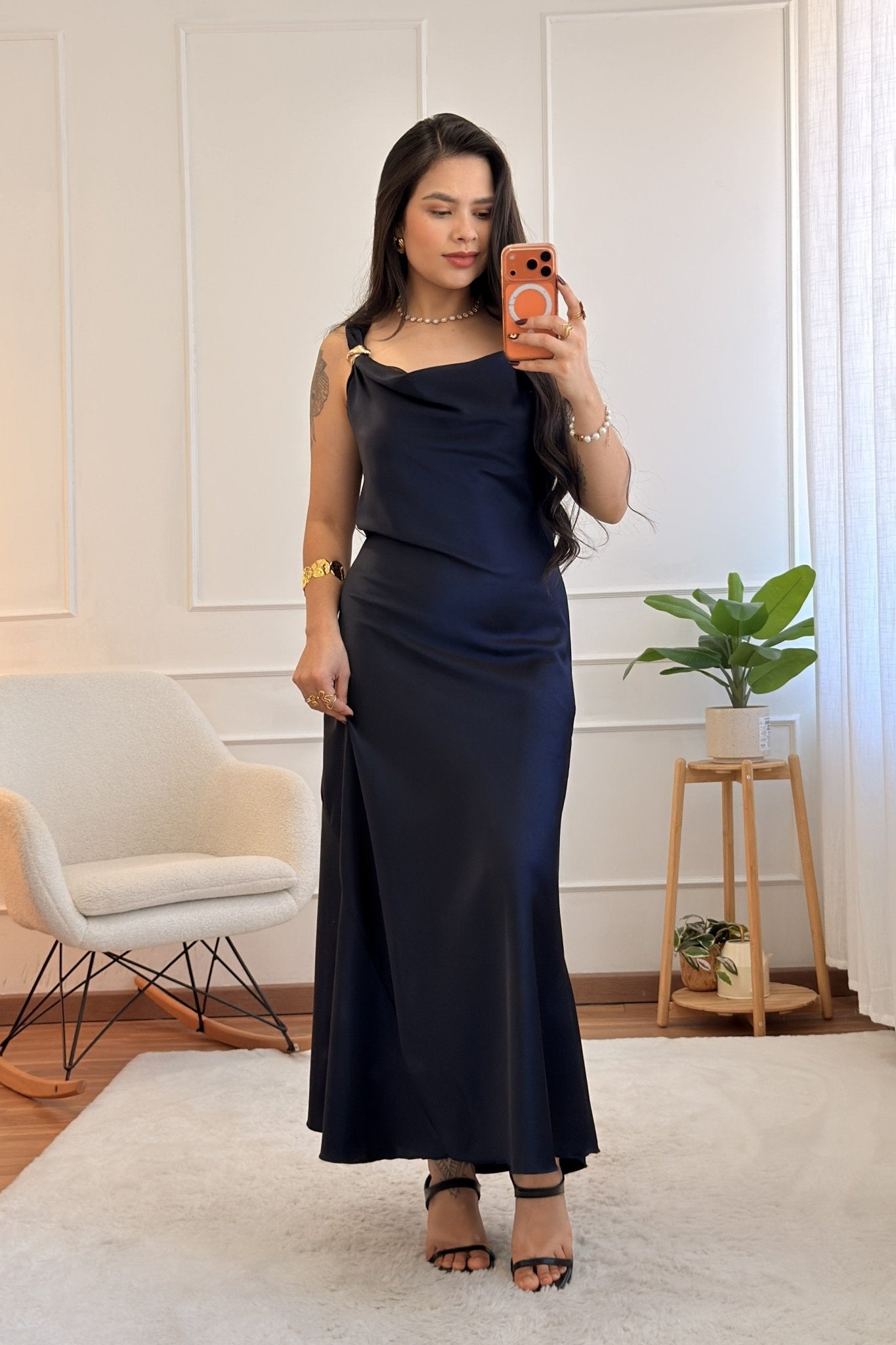 Vestido alça com detalhe de metal e costas amarrável - lavishiochicvestidolavishiochic