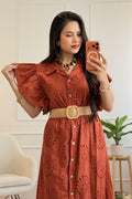Vestido camisa midi em bordado inglês com cinto - lavishiochicvestidolavishiochic