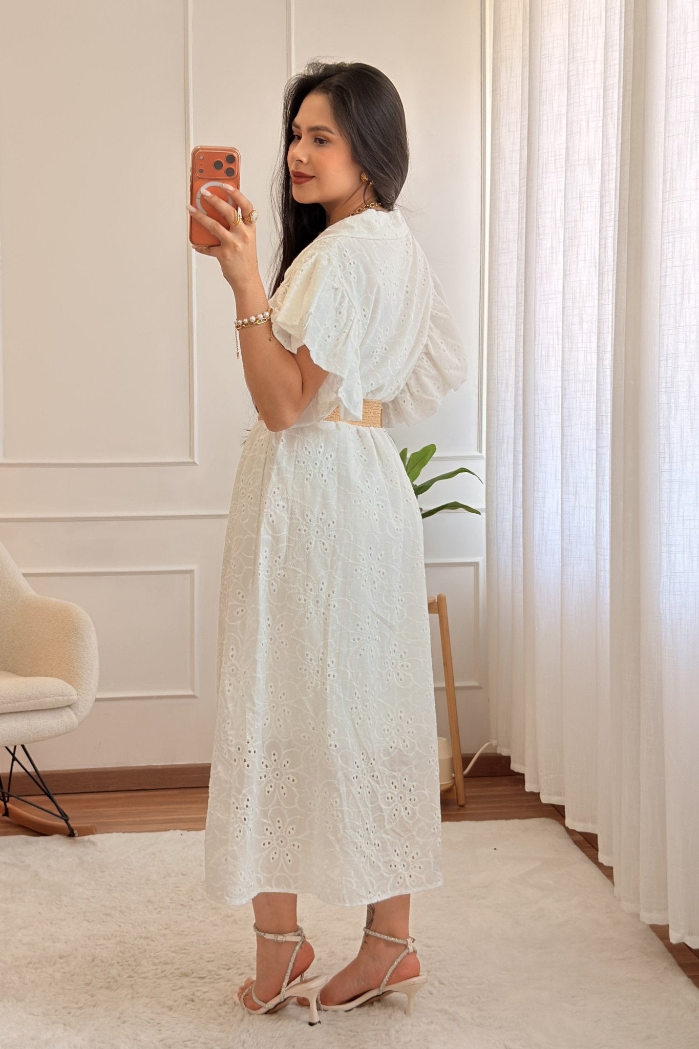 Vestido camisa midi em bordado inglês com cinto - lavishiochicvestidolavishiochic