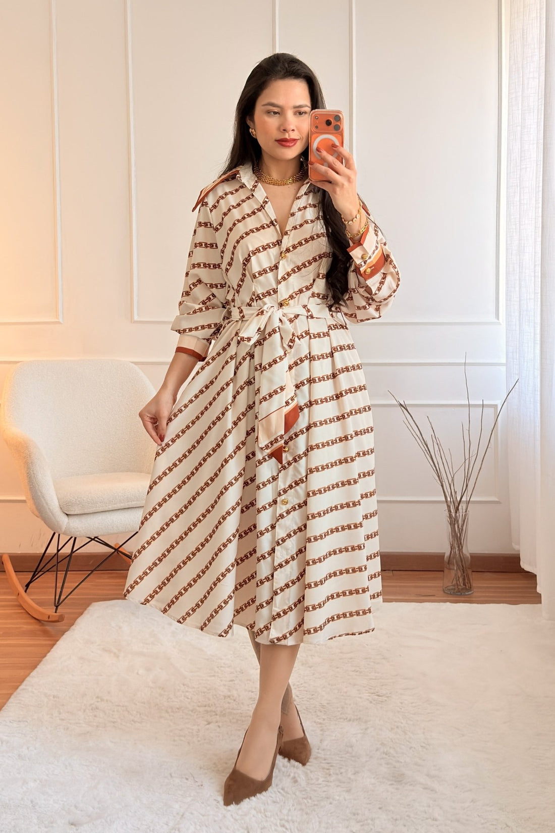 Vestido camiseiro com estampa de correntes - lavishiochicvestidolavishiochic