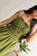 Vestido com alças ajustáveis e bordado inglês - lavishiochicvestidolavishiochic