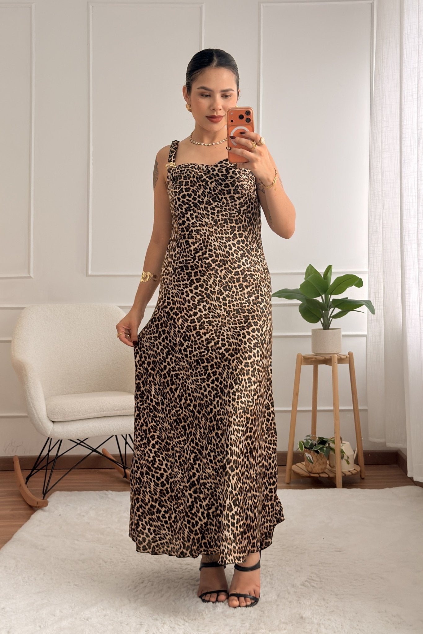 Vestido comprido animal print - lavishiochicvestidolavishiochic