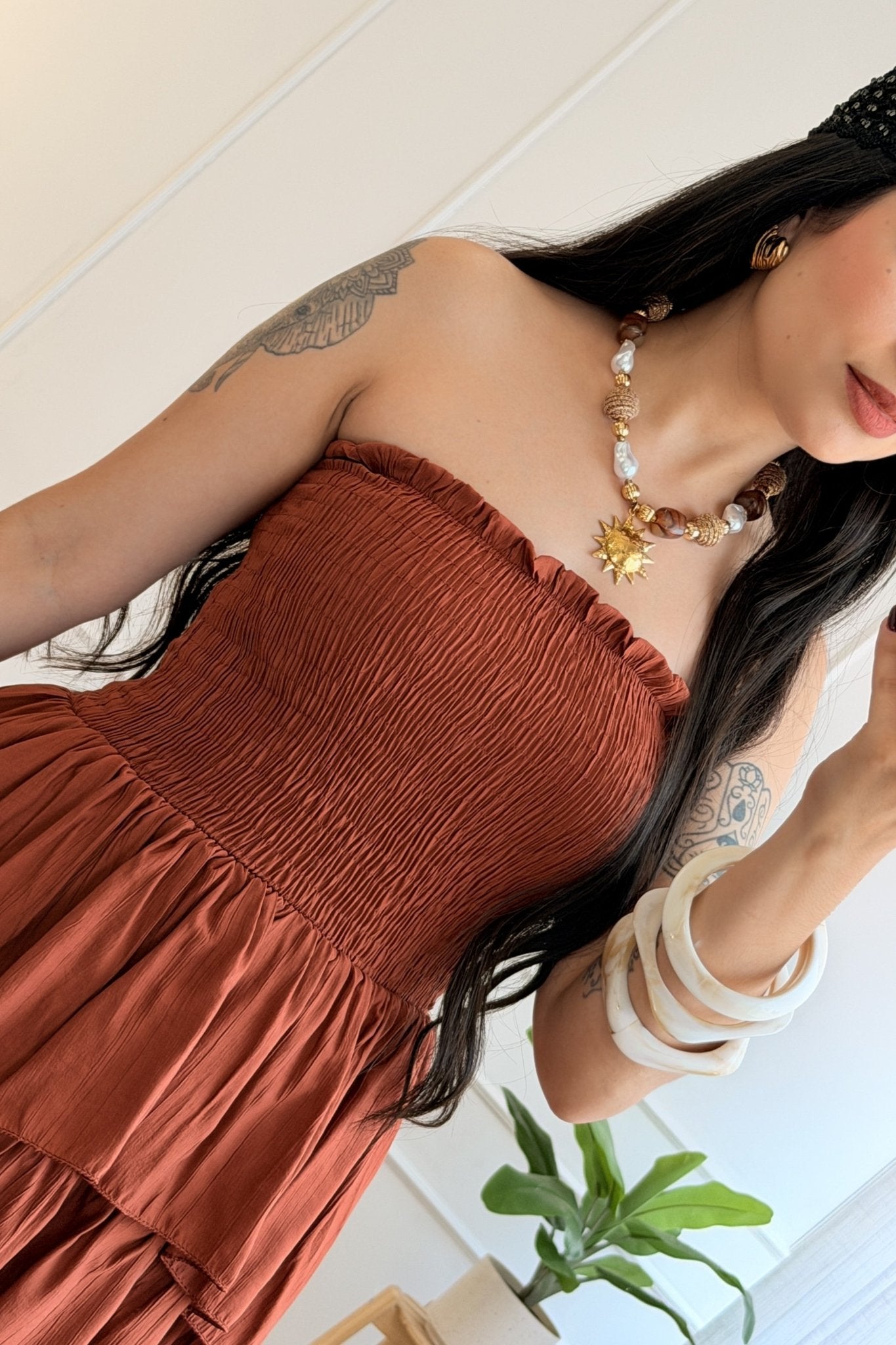 Vestido comprido cai-cai com folhos - lavishiochicvestidolavishiochic