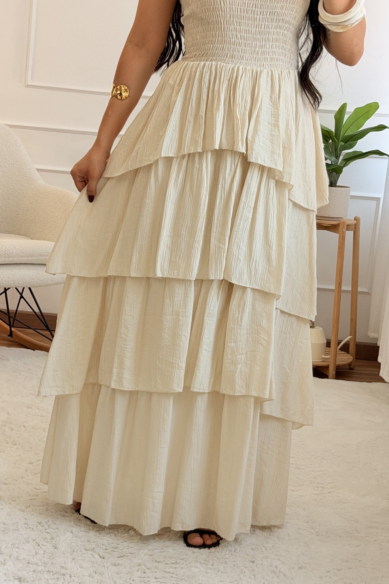 Vestido comprido cai-cai com folhos - lavishiochicvestidolavishiochic