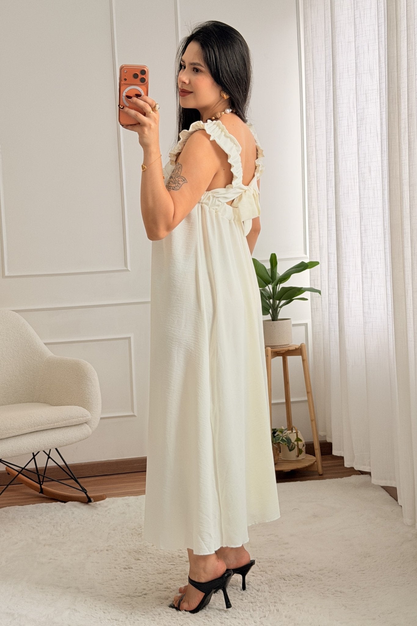 Vestido comprido de alças com folho e laço - lavishiochicvestidolavishiochic