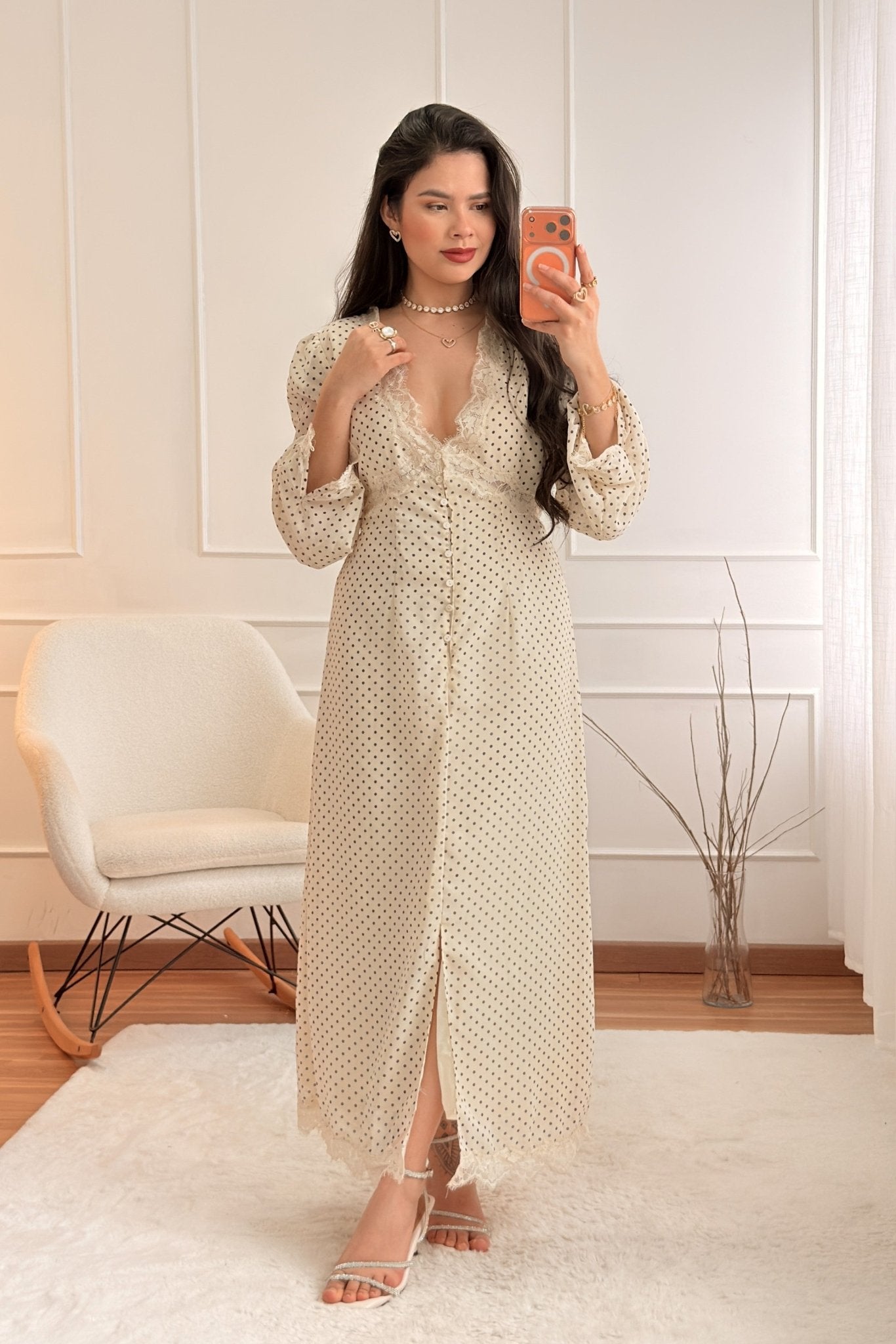 Vestido comprido de bolinhas com renda - lavishiochicvestidolavishiochic