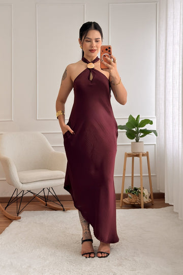 Vestido comprido halter assimétrico - lavishiochicvestidolavishiochic