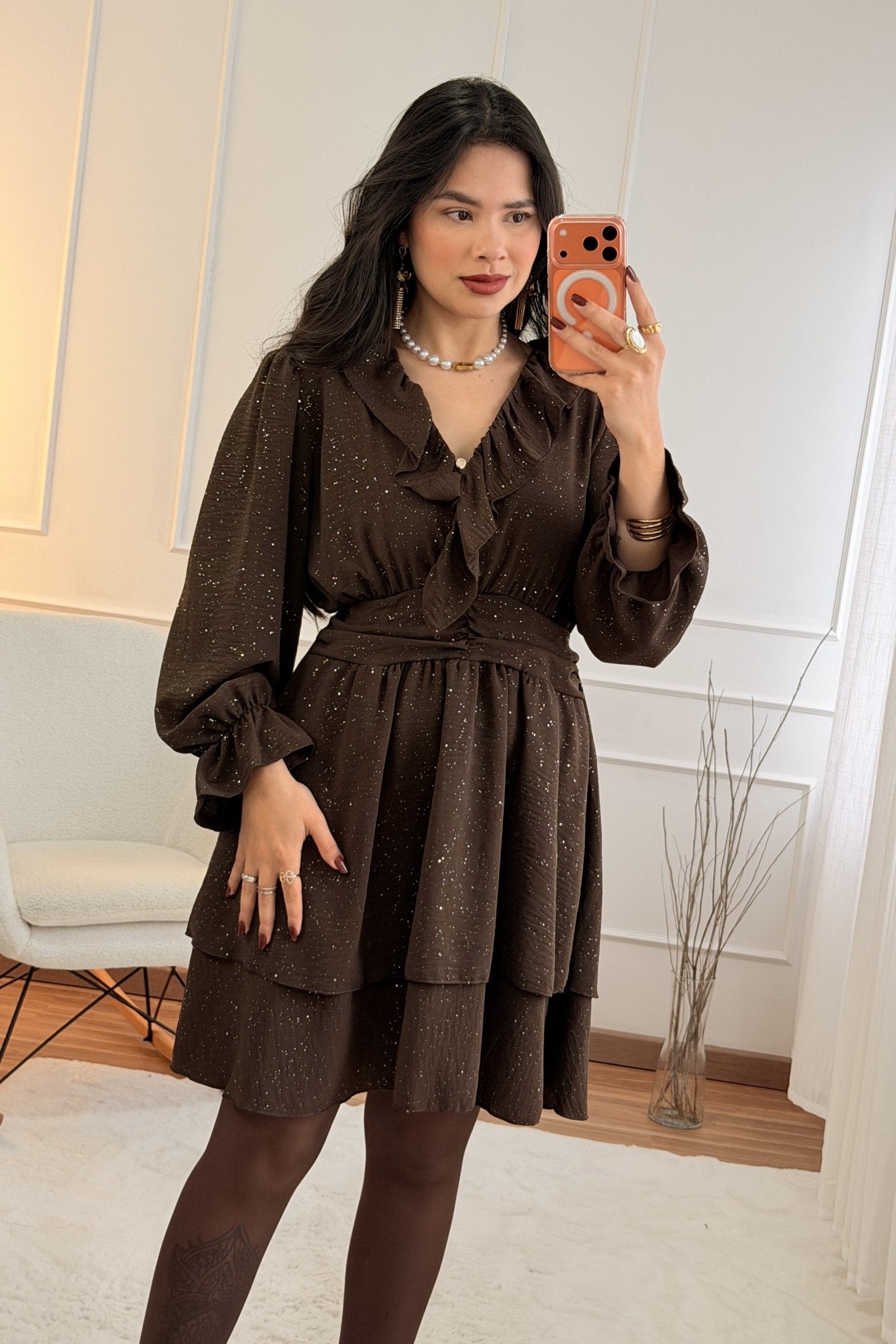 Vestido Curto com Folhos e Brilho - lavishiochicvestidolavishiochic