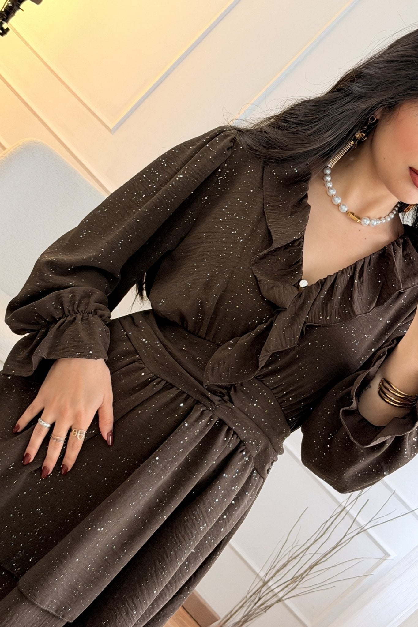 Vestido Curto com Folhos e Brilho - lavishiochicvestidolavishiochic