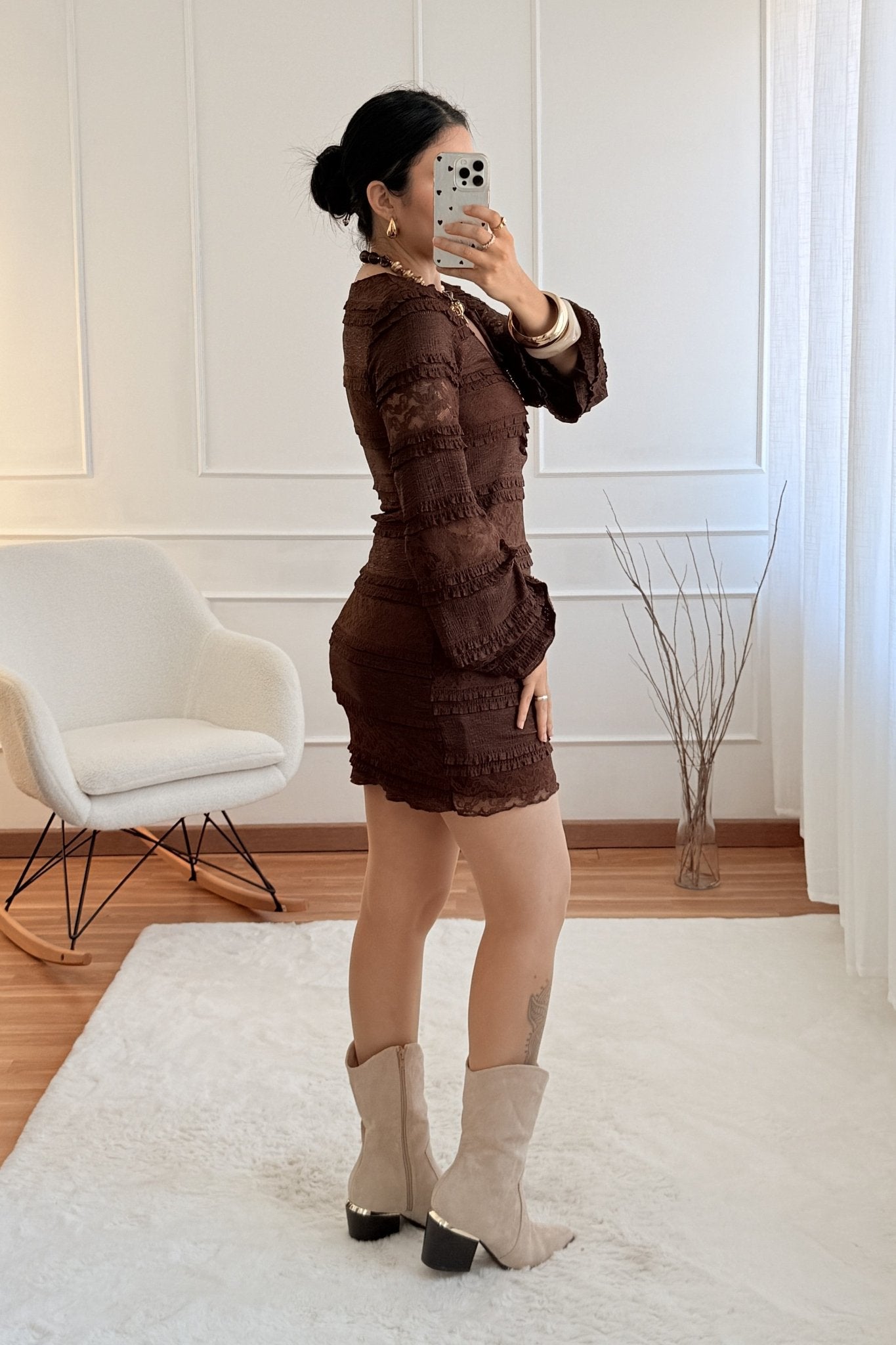 Vestido curto de renda AZAKA - lavishiochicvestidoAZAKA