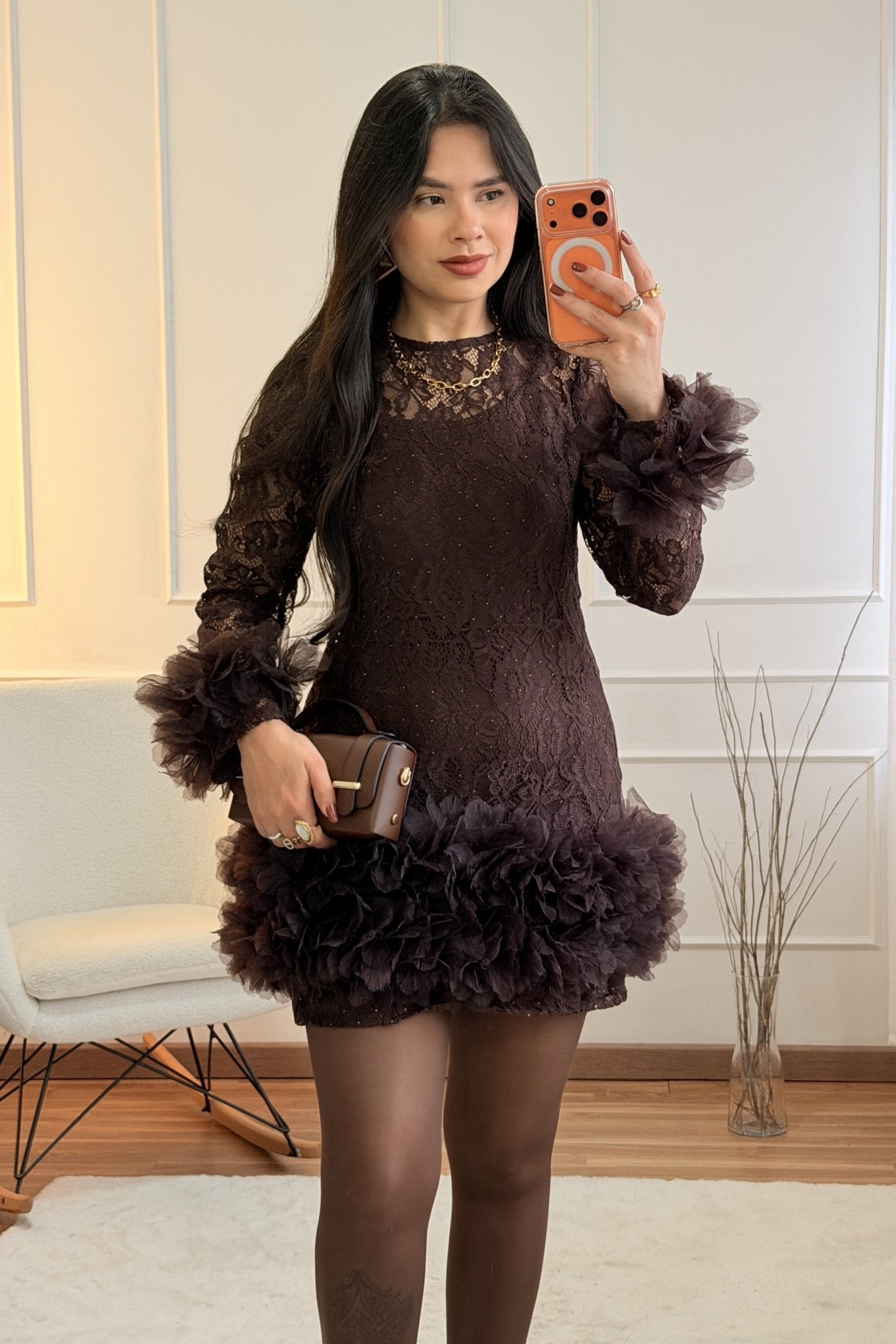 Vestido Curto em Renda - lavishiochicvestidolavishiochic