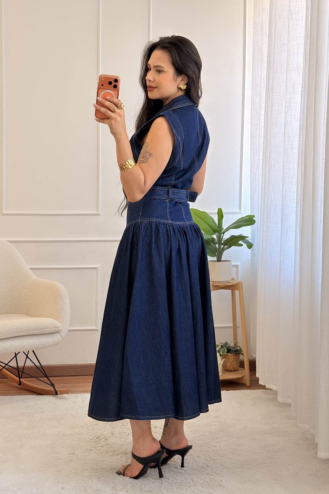 Vestido ganga sem mangas com lapela - lavishiochicvestidolavishiochic