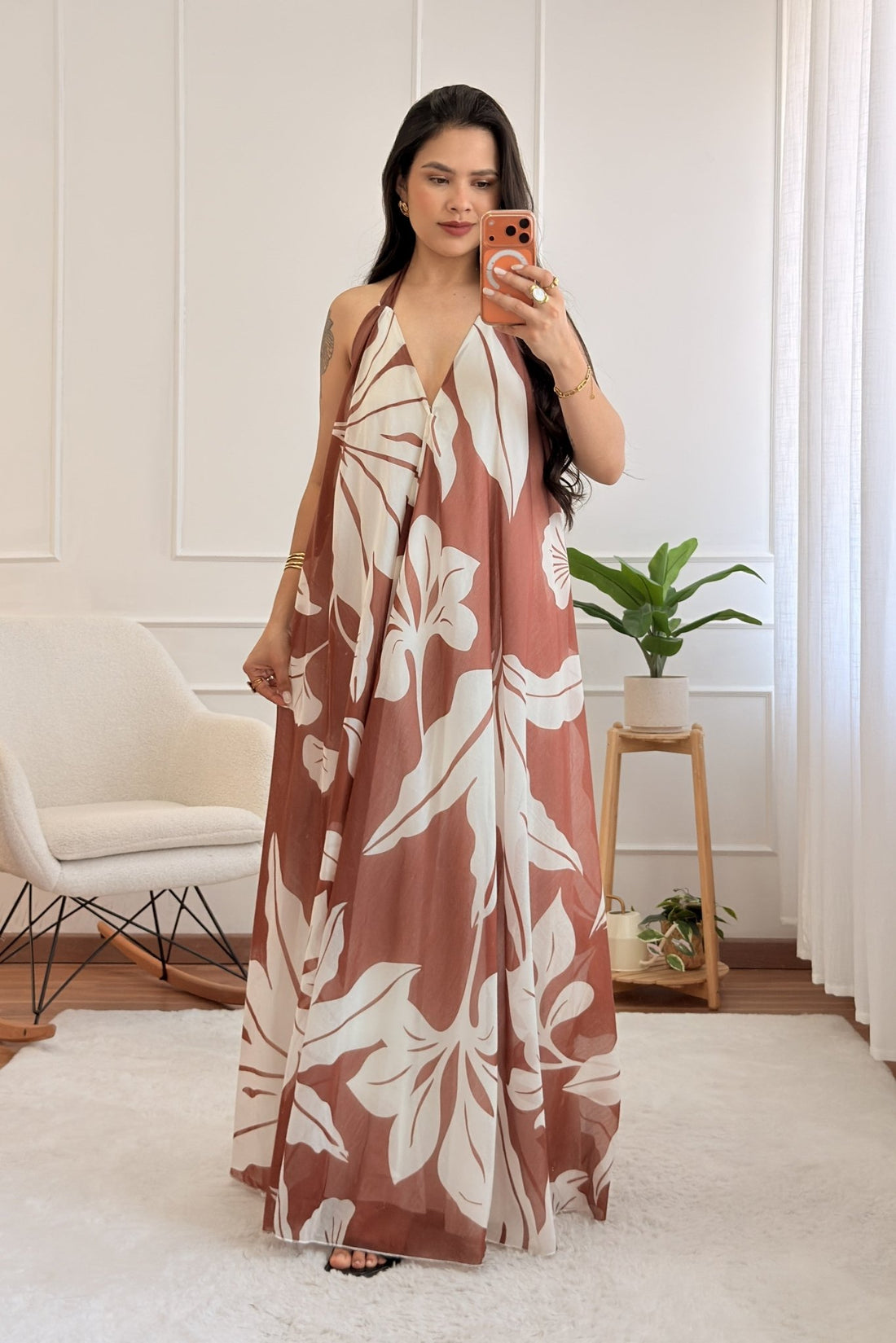 Vestido halter com estampa tropical LUMINA - lavishiochicvestidolumina