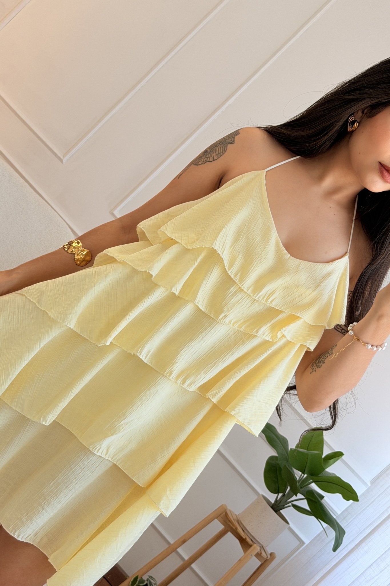 Vestido halter em camadas - lavishiochicvestidolavishiochic