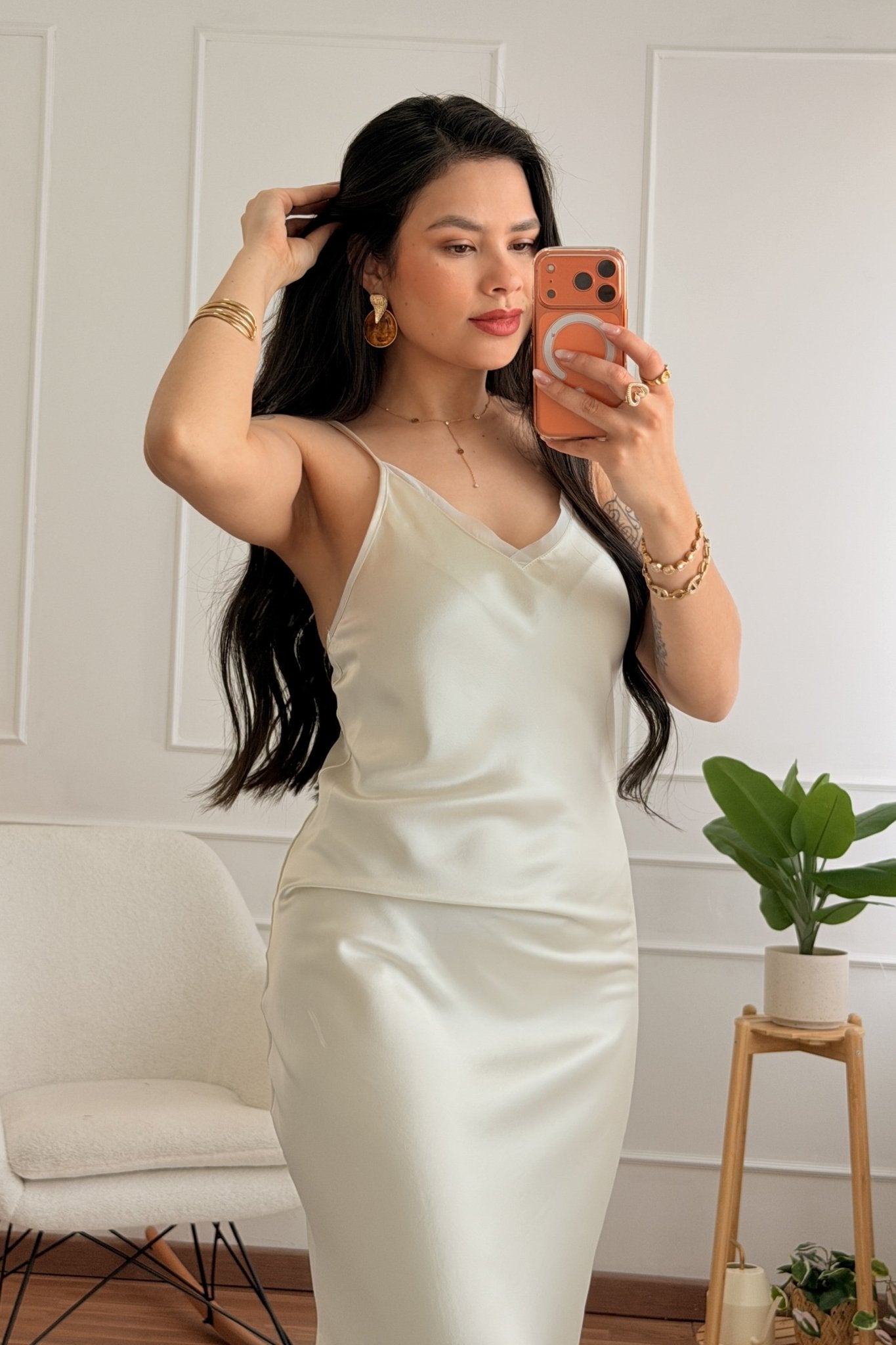 Vestido longo em cetim fluido LUMINA - lavishiochicvestidolumina