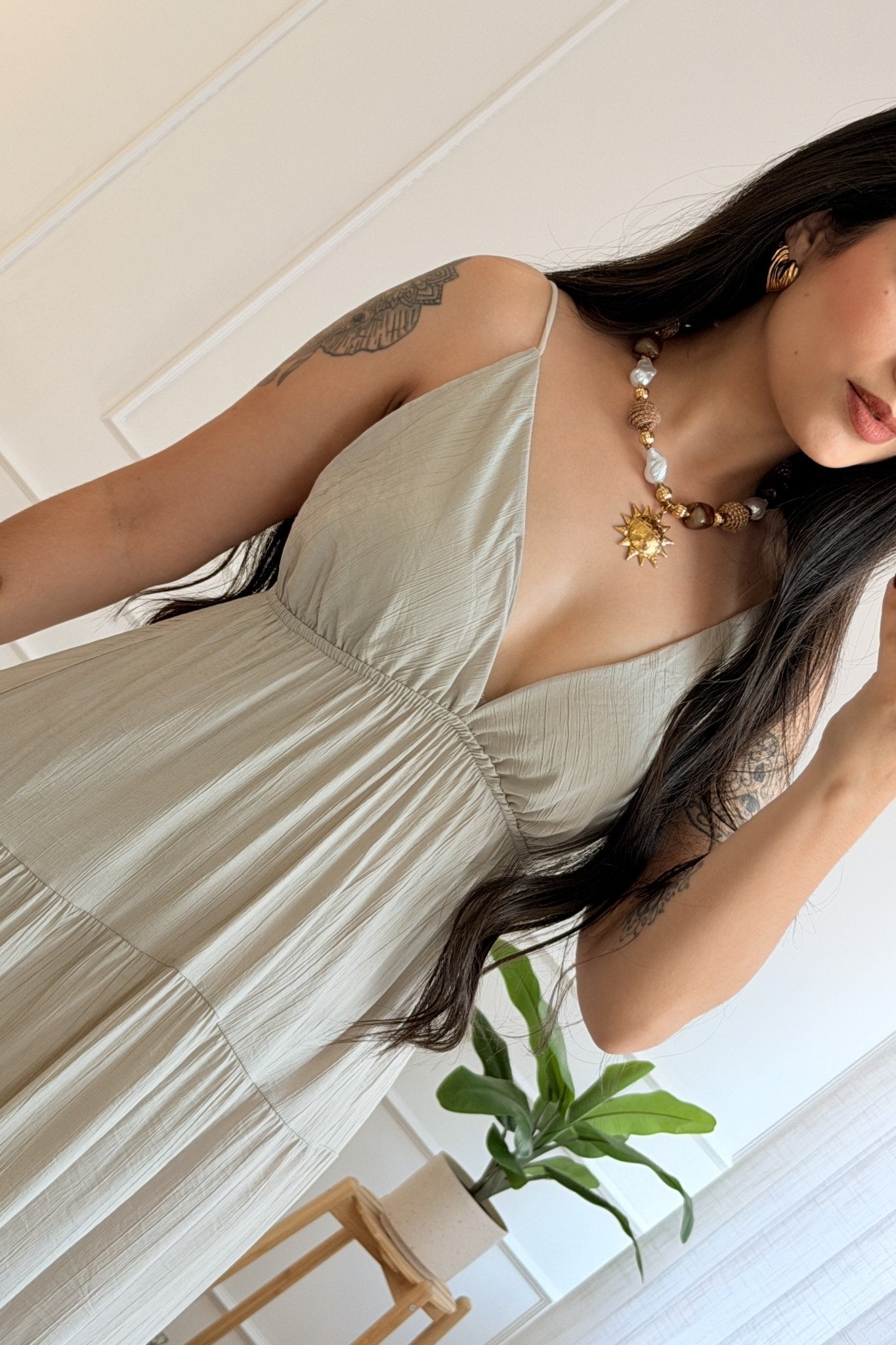Vestido longo fluido com costuras efeito camadas - lavishiochicvestidoPromoção
