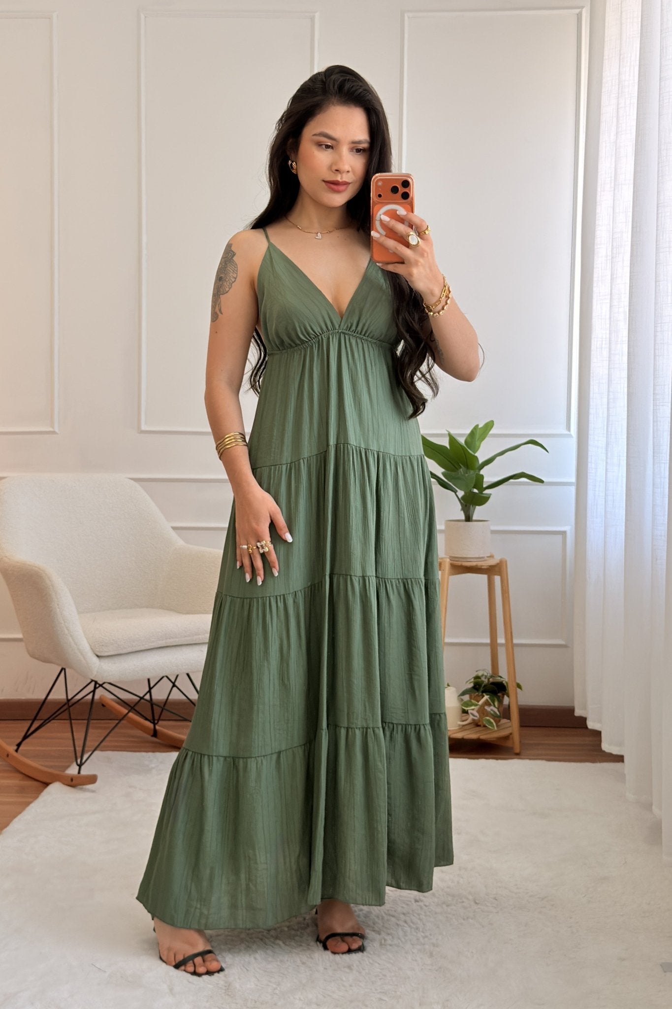 Vestido longo fluido com costuras efeito camadas - lavishiochicvestidolavishiochic