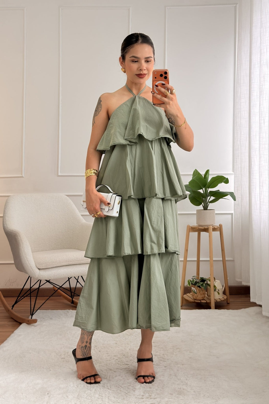 Vestido midi com folhos em camadas - lavishiochicvestidolavishiochic