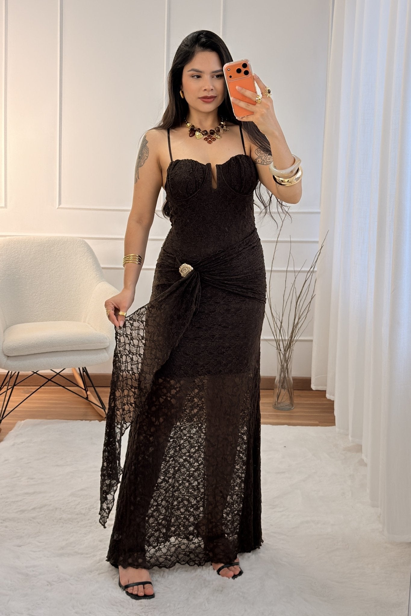 Vestido renda com detalhe de torção - lavishiochicvestidolavishiochic